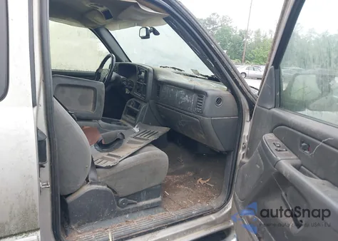 2005 Chevrolet Silverado 1500 Z71 из США, поврежденный, VIN 1GCEK19B25E325317